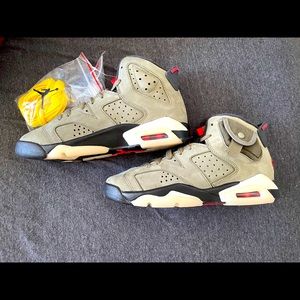 Jordan Cactus Jack (Travis Scott) Boys Size: 4Y